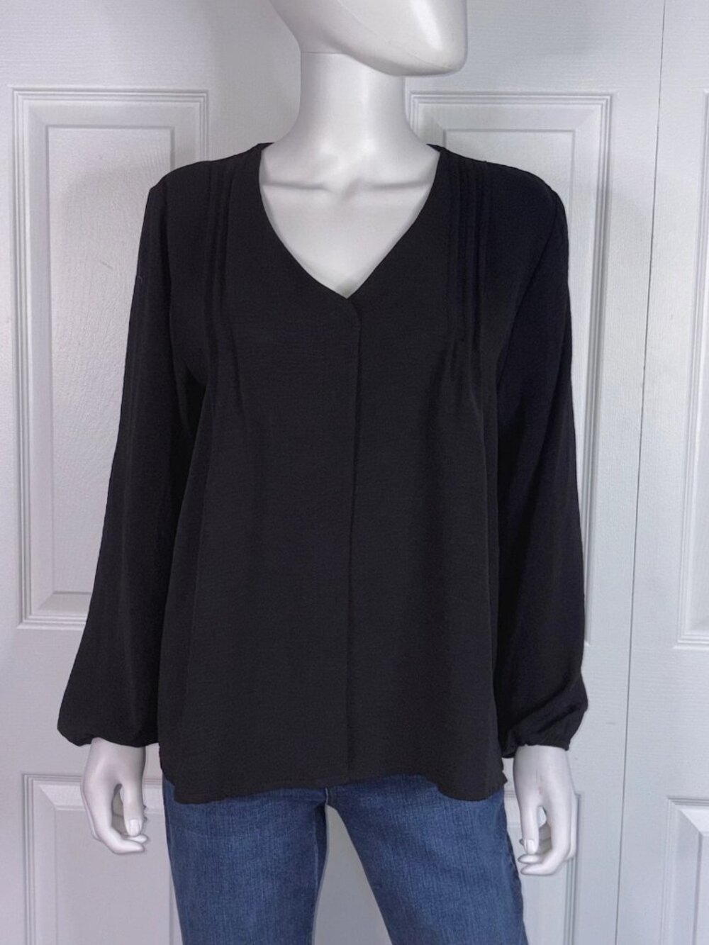 MADE IN ITALY women's black blouse medium  LIKE NEW